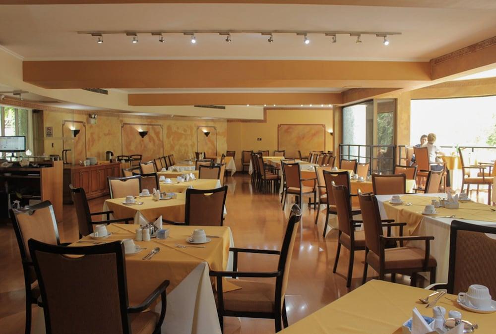Hotel Leonardo Da Vinci Сантьяго Экстерьер фото